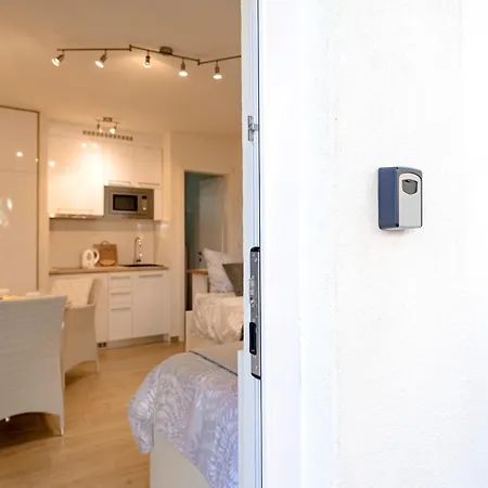 アパート Smart & Cozy - Zf Hvar フヴァル