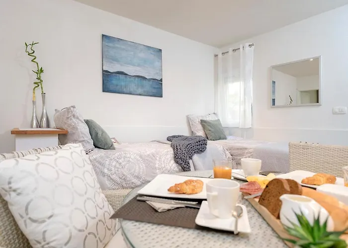 Smart & Cozy - Zf Hvar 아파트